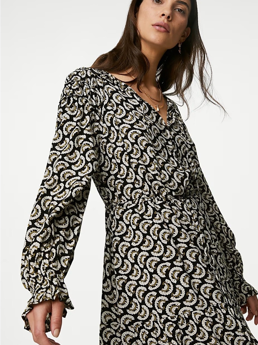per una Black Paisley-Print Midi Dress